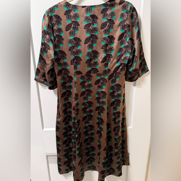 Orla Kiely Silk Print Midi Dress Elbow Sleeve Like New
Irish Vintage Vibe Small - Picture 5 of 11